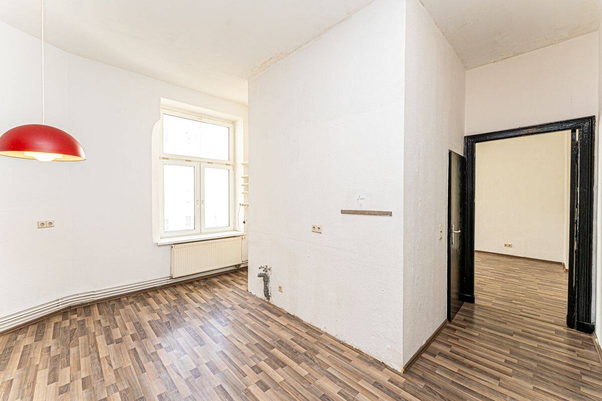 Bezugsfreie 2-Zimmer-Altbauwohnung im ruhigen Hinterhaus, 10249 Berlin (Friedrichshain-Kreuzberg Friedrichshain Prenzlauer Berg)