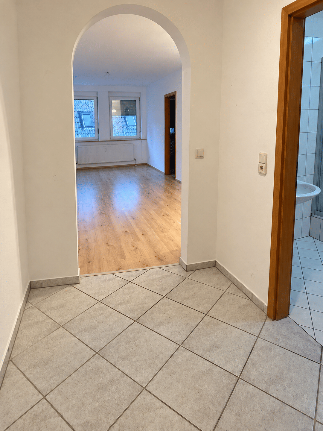 +++ WUNDERSCHÖNE, HELLE 2-ZIMMER-WOHNUNG IN WEIHERHOF +++, 90513 Zirndorf