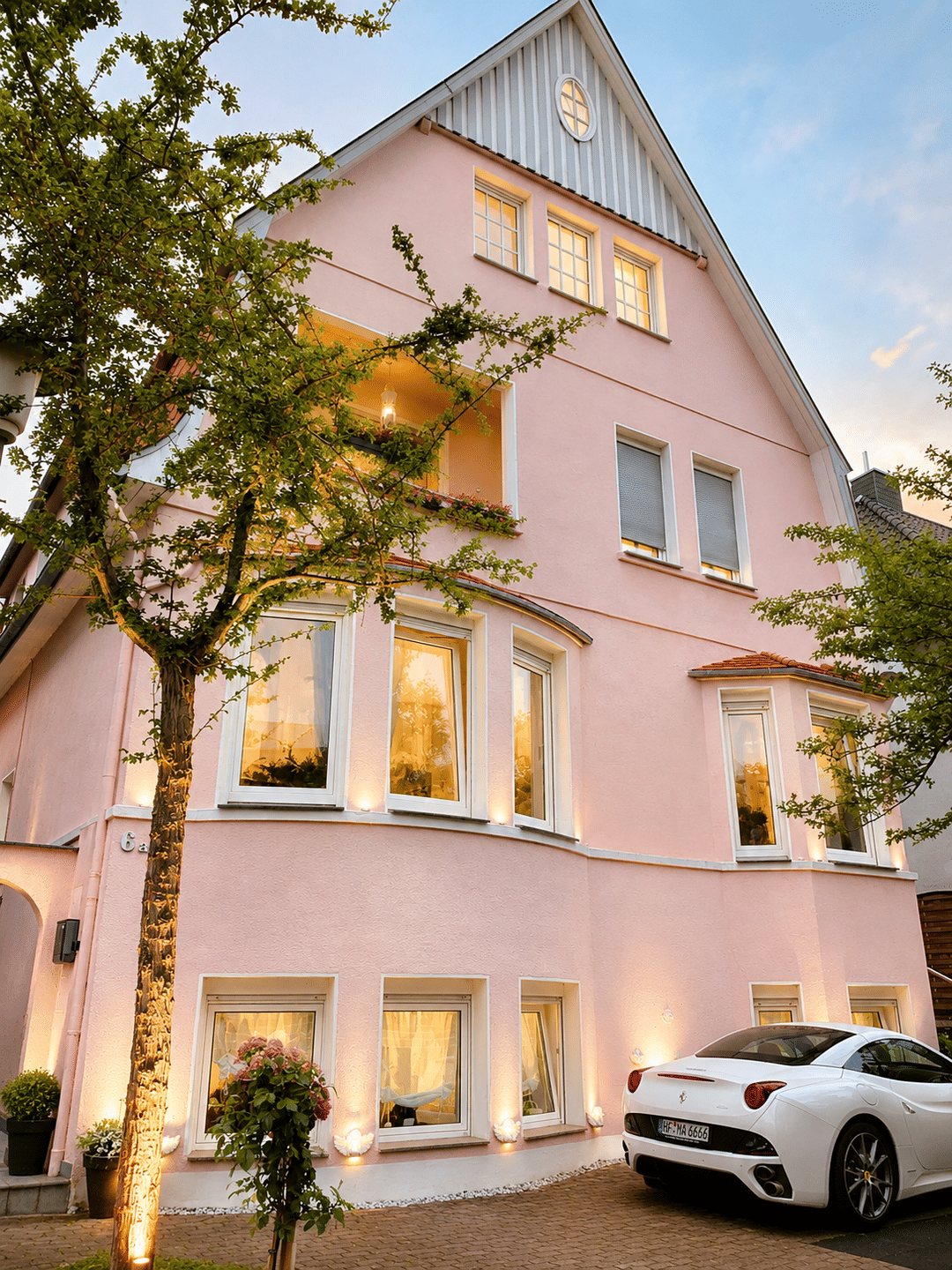 Attraktive ca. 90 m² Souterrainwohnung mit eigenem Eingang, 32105 Bad Salzuflen