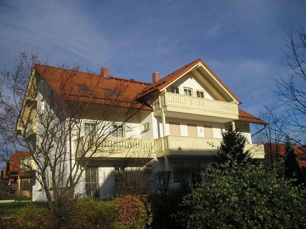 Im grünen, ruhig gelegene 3 Raumwohnung im Erdgeschoß zu vermieten, 1774 Klingenberg