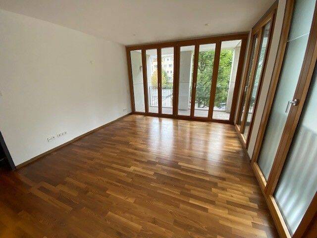 2 Zimmer, viele Möglichkeiten: Willkommen im WestendDUO, 60323 Frankfurt am Main (Westend-Nord Westend-Süd)