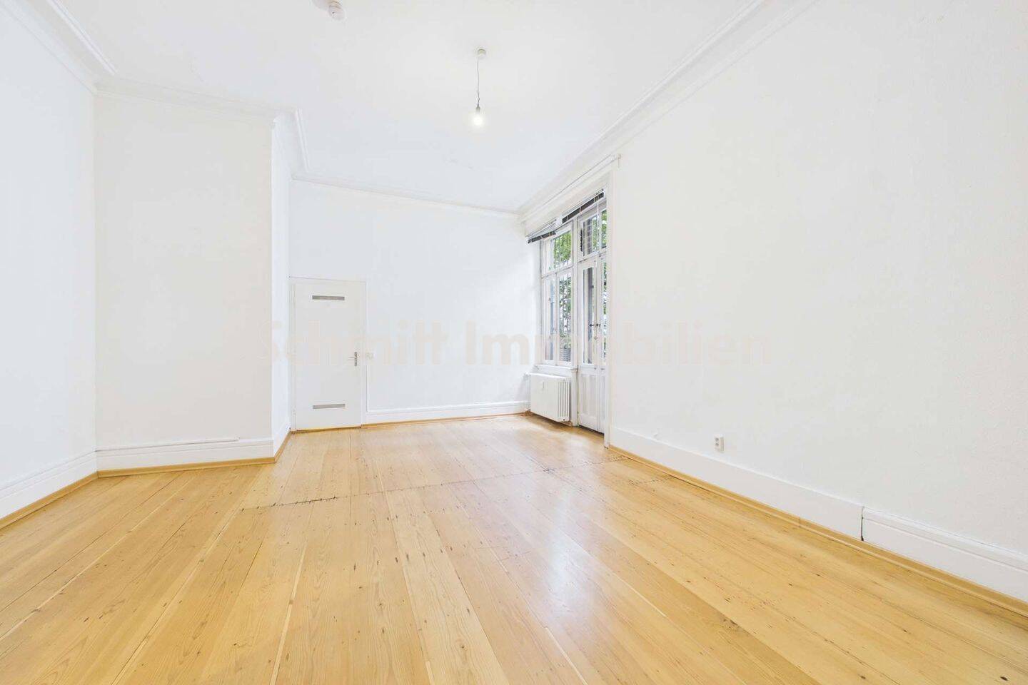 Wohnen in einer der begehrtesten Lagen Frankfurts: 2-Zimmer-Wohnung mit Balkon im Westend, 60325 Frankfurt am Main (Bockenheim Gallus Westend-Süd)