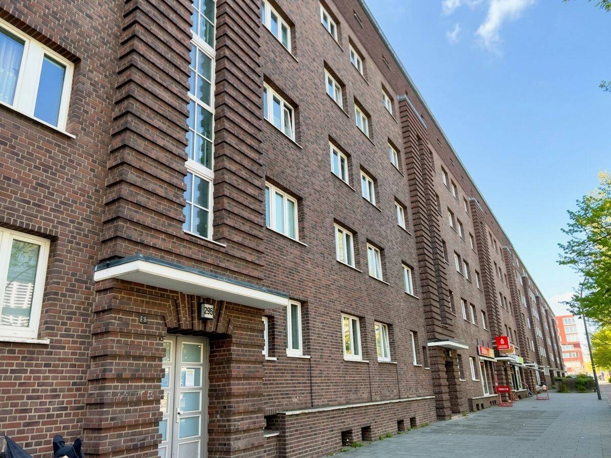 Erstbezug nach Sanierung zur Miete in Hamburg Barmbek, Wentzel-Dr, 22307 Hamburg (Hamburg-Nord Barmbek-Nord)