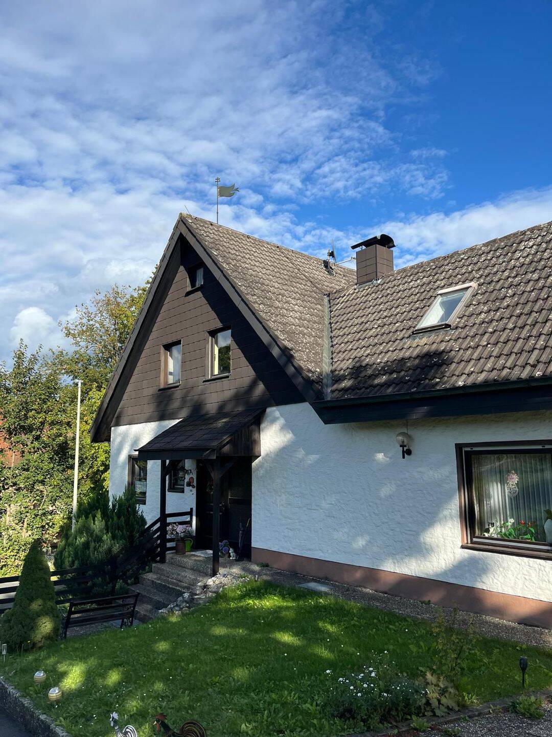Ein- (bis Zwei-) Familienhaus – Solide — Sofort beziehbar — Mit Platz auch für zwei Parteien, 91358 Kunreuth