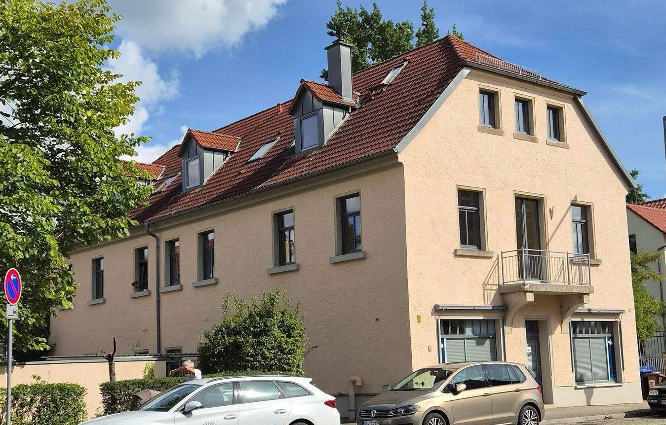 2 Raum Wohnung mit Balkon, 1279 Dresden (Blasewitz Laubegast Leuben Seidnitz/Dobritz Tolkewitz/Seidnitz-Nord)