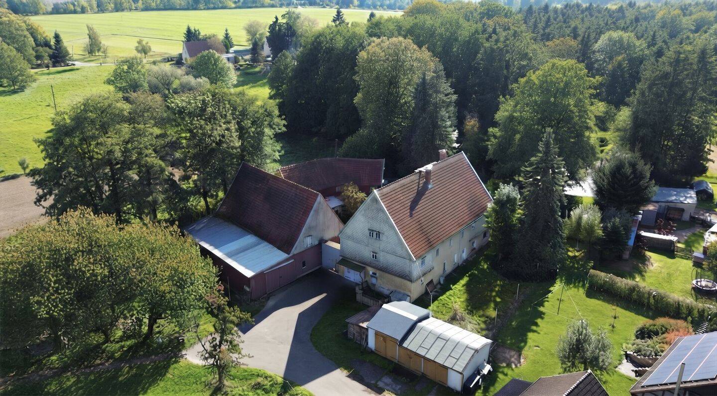 Großzügiger Dreiseitenhof ca. 40.000 m² – grüne Oase mit Möglichkeit zur Tierhaltung, 9569 Oederan