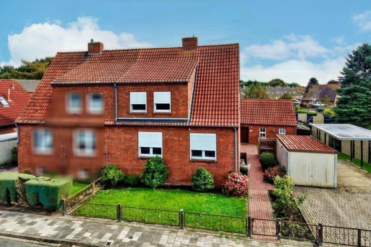 Doppelhaushälfte mit großem Grundstück, 26725 Emden