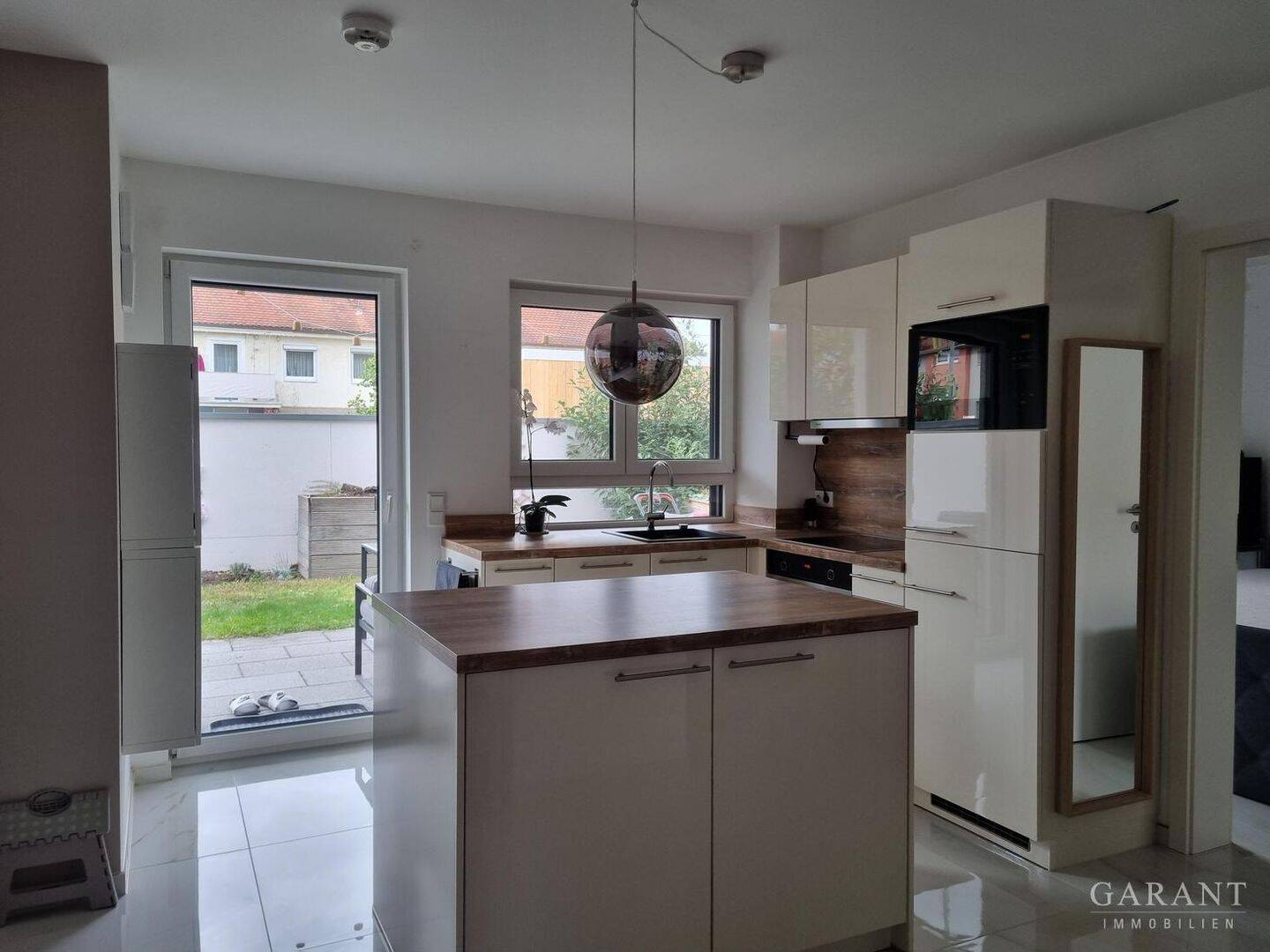 Moderne 2 Zimmer-Wohnung mit Garten nahe Klinikum IN zu vermieten, 85049 Ingolstadt