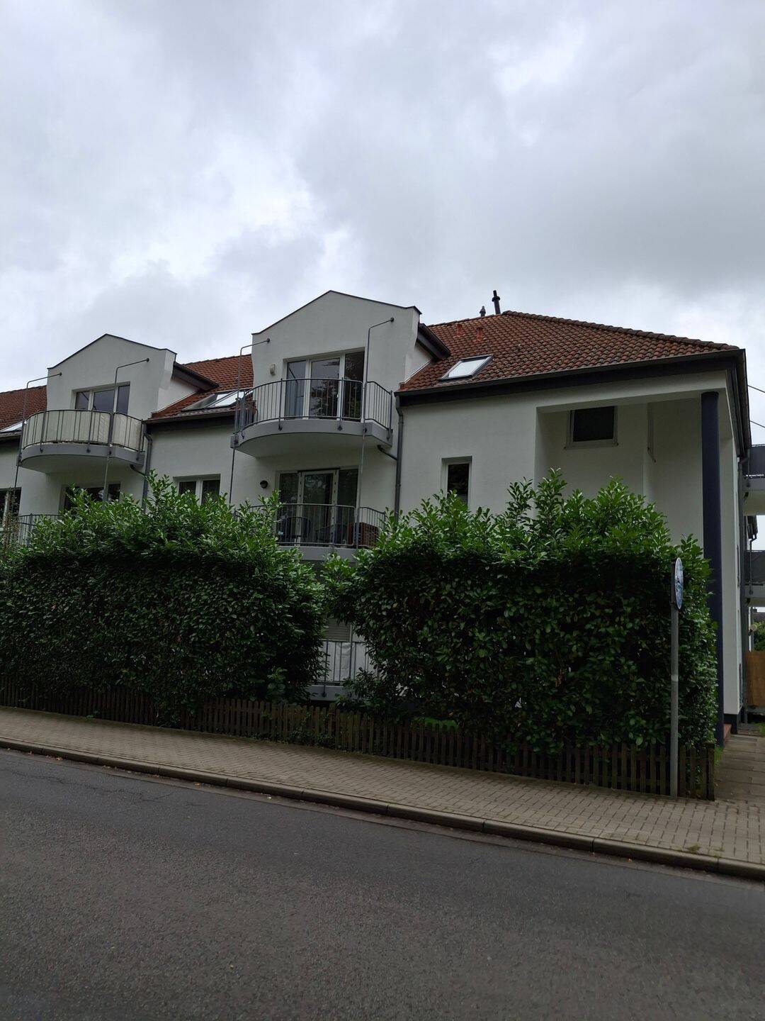 Helle 2-Zi.-Whg. Balkon, EBK, Vollbad, Carport, frei ab sofort, 29227 Celle