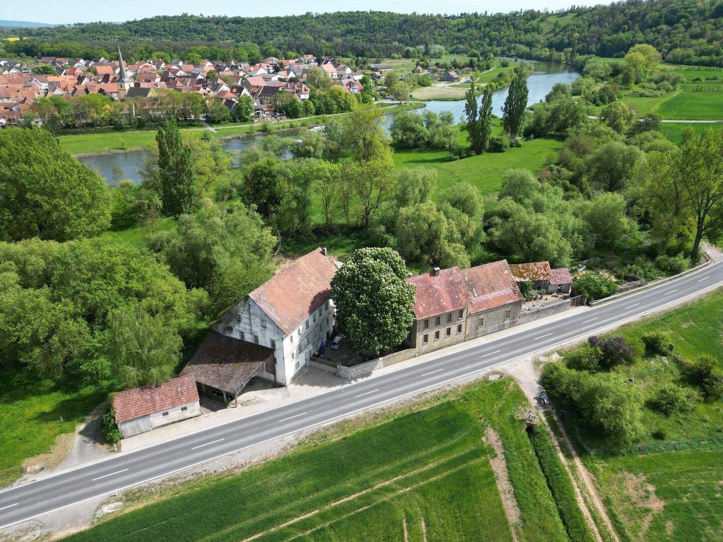 Mühlenanwesen am Main mit Garten, 97247 Eisenheim