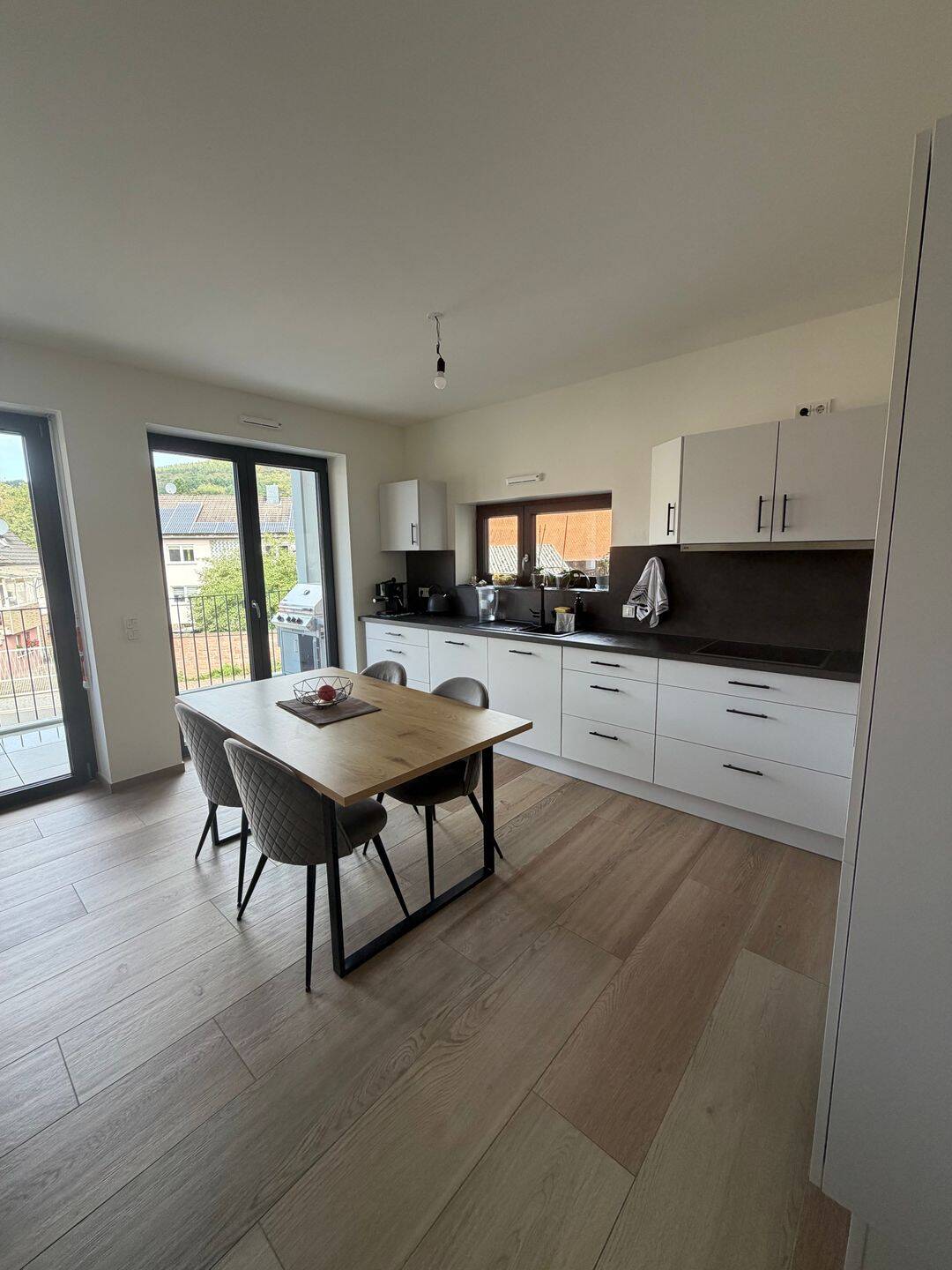 Nachmieter gesucht – Moderne 2-Zimmer-Wohnung mit Balkon in Kleinkahl, 63828 Kleinkahl