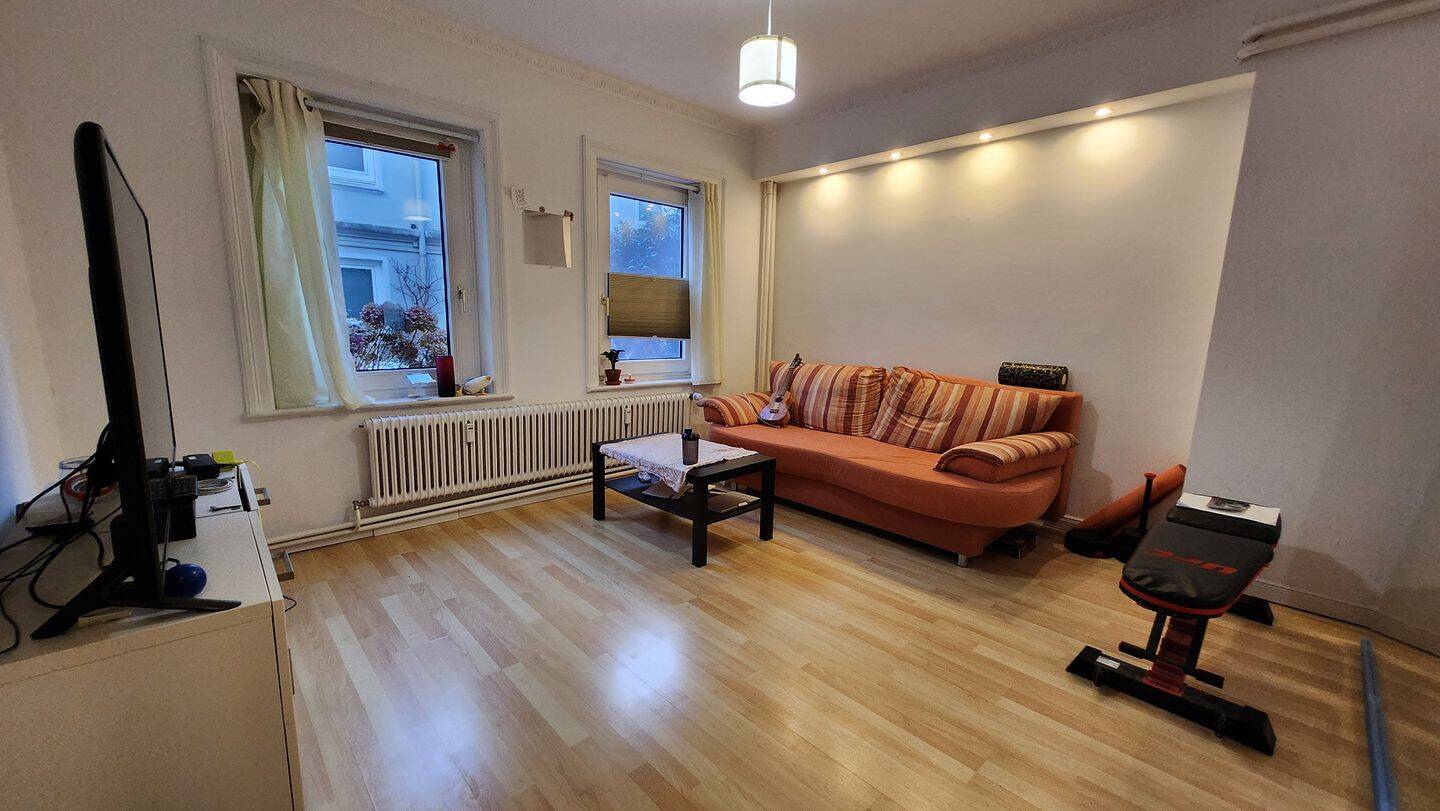 Ruhige 2-Zimmer-Oase mit Terrasse in Top-Lage Winterhude (Befristet, All-Inclusive), 22303 Hamburg (Hamburg-Nord Barmbek-Nord Winterhude)