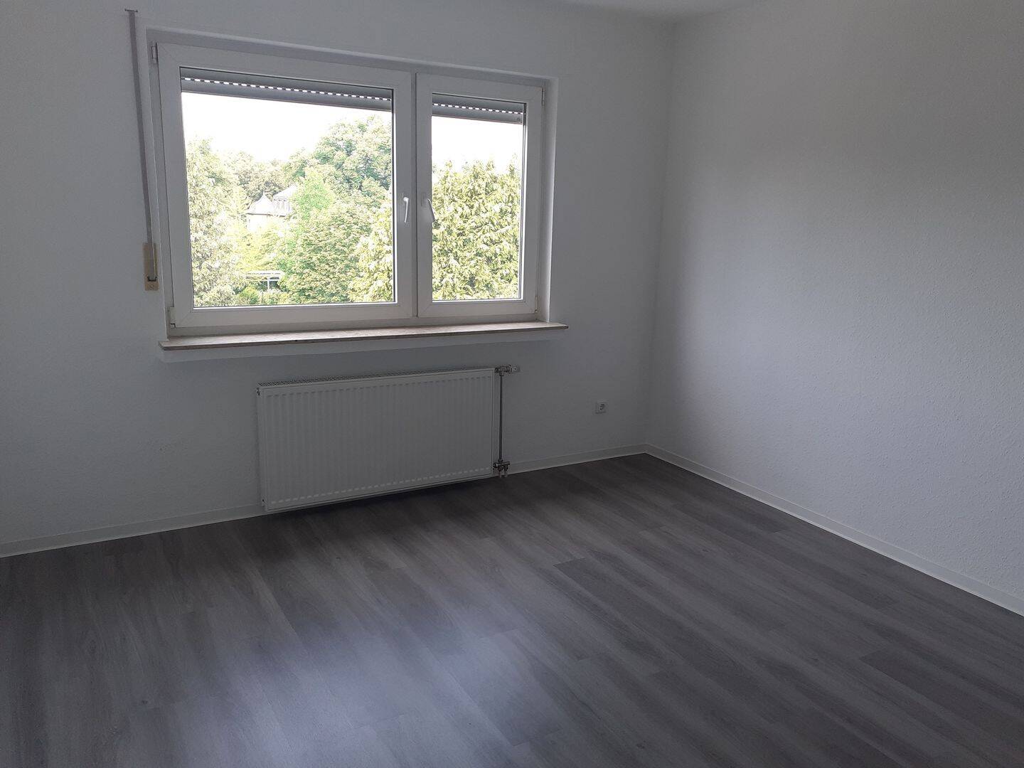 3 Zimmer EBK Balkon Badewanne Gäste-WC, 51469 Bergisch Gladbach