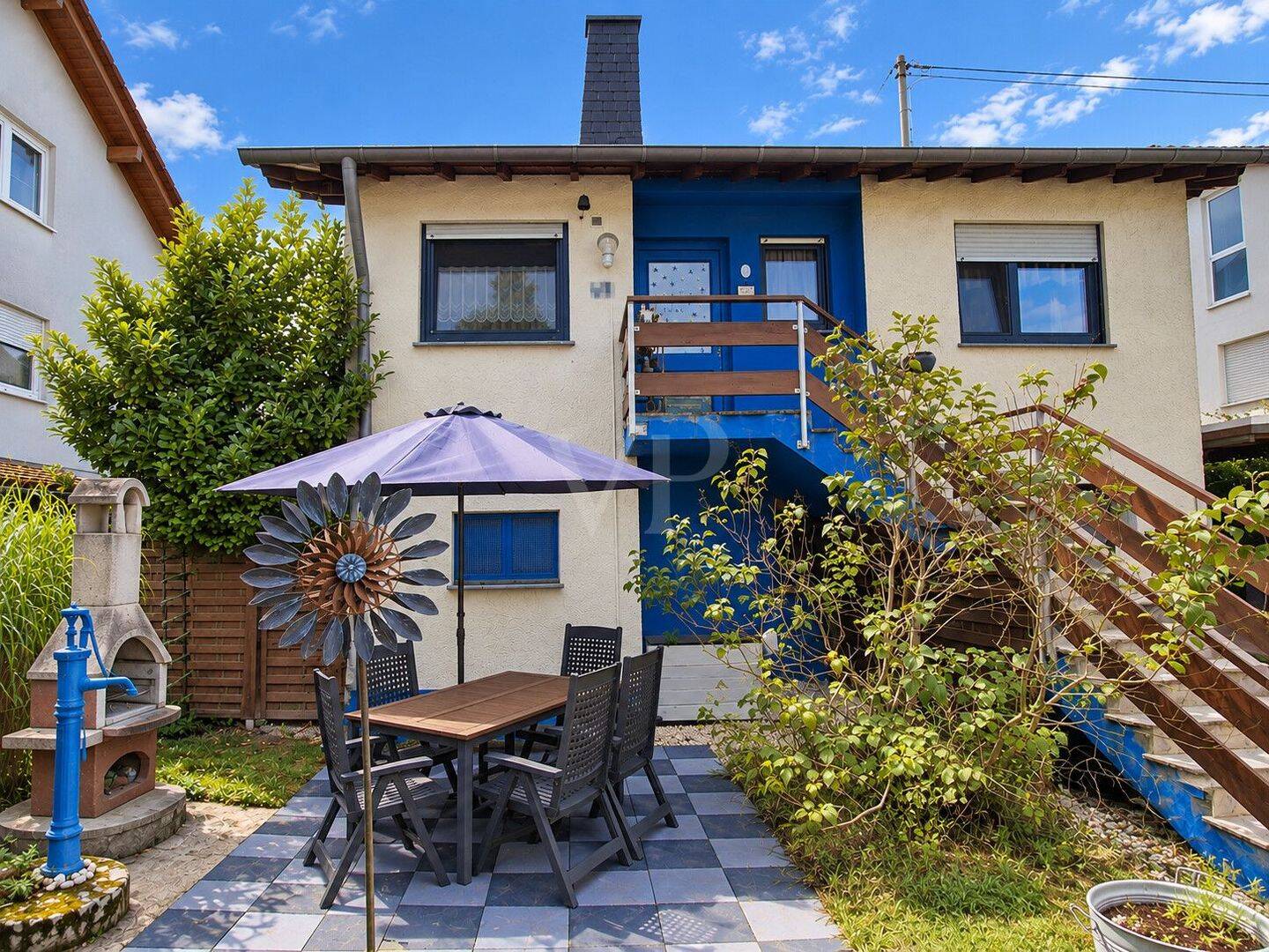 Ein Haus. Zwei Einheiten. Drei Etagen. Unendlich viele Möglichkeiten., 53572 Unkel