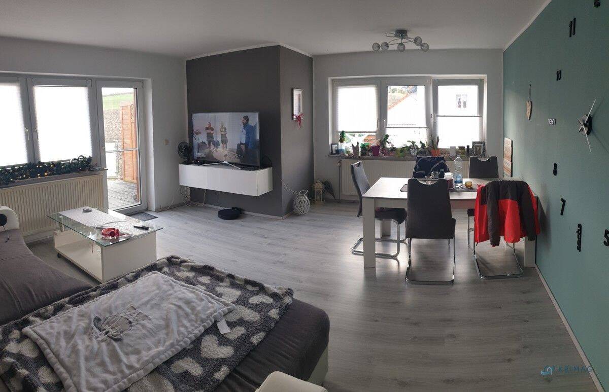 tolle Dachgeschosswohnung am borkener Ortsrand, 34582 Borken (Hessen)