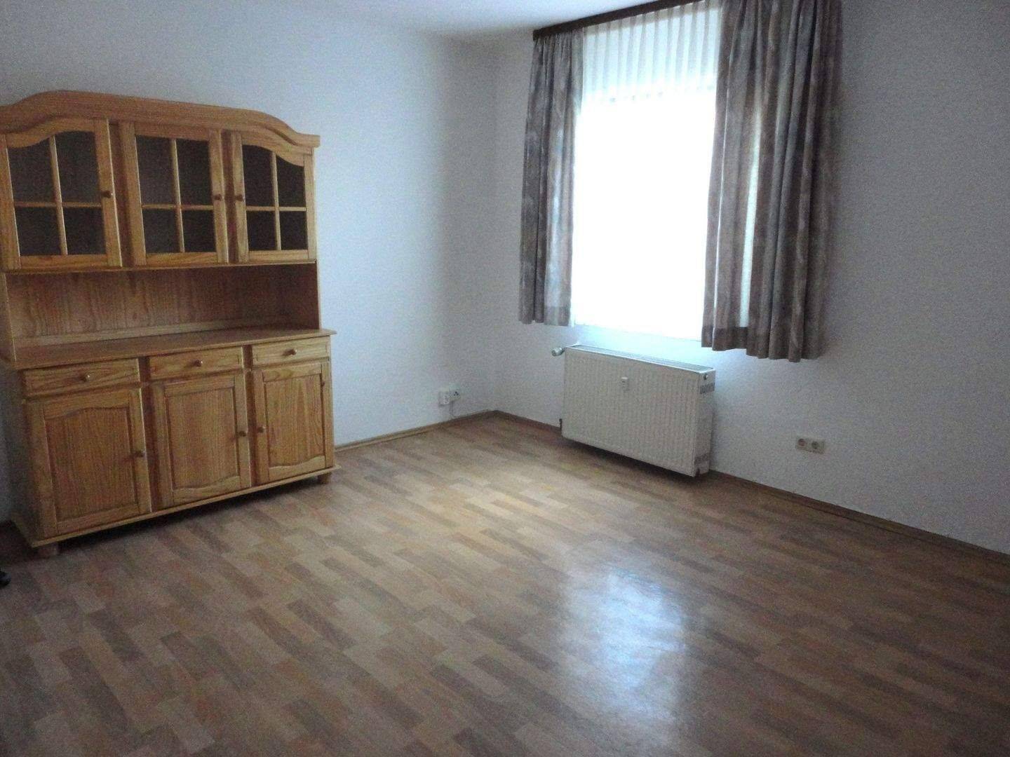 2-Zimmerwohnung mit EBK 91058 Erlangen-Bruck, 91058 Erlangen (Bruck Eltersdorf Erlangen-Süd Sebaldussiedlung Tennenlohe)