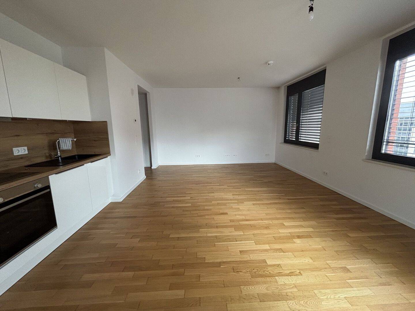 Highlight: Schöne 2-Zimmer-Wohnung im Neubau zentral in Frankfurt-Ostend, 60314 Frankfurt am Main (Fechenheim Ostend)