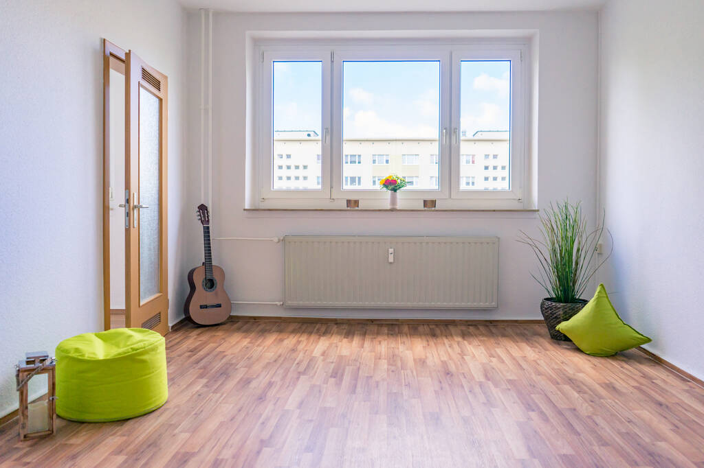 2-Zimmer-Wohnung mit Balkon in begrünter Wohnlage, 9130 Chemnitz (Hilbersdorf Sonnenberg Yorckgebiet Zentrum)