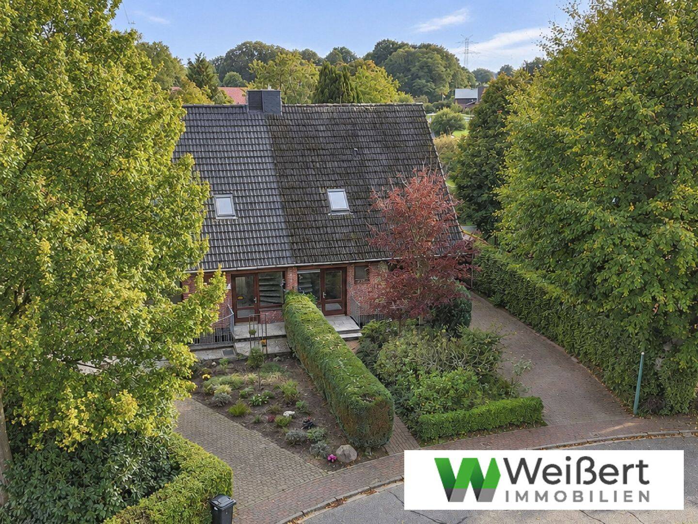Solide Doppelhaushälfte mit Südwestgarten, Vollkeller, Garage & Carport, 25582 Kaaks