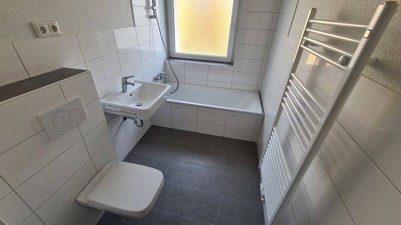 Renovierte 3 Zimmer Wohnung in Bestlage, 44141 Dortmund (Hörde Körne Mitte)