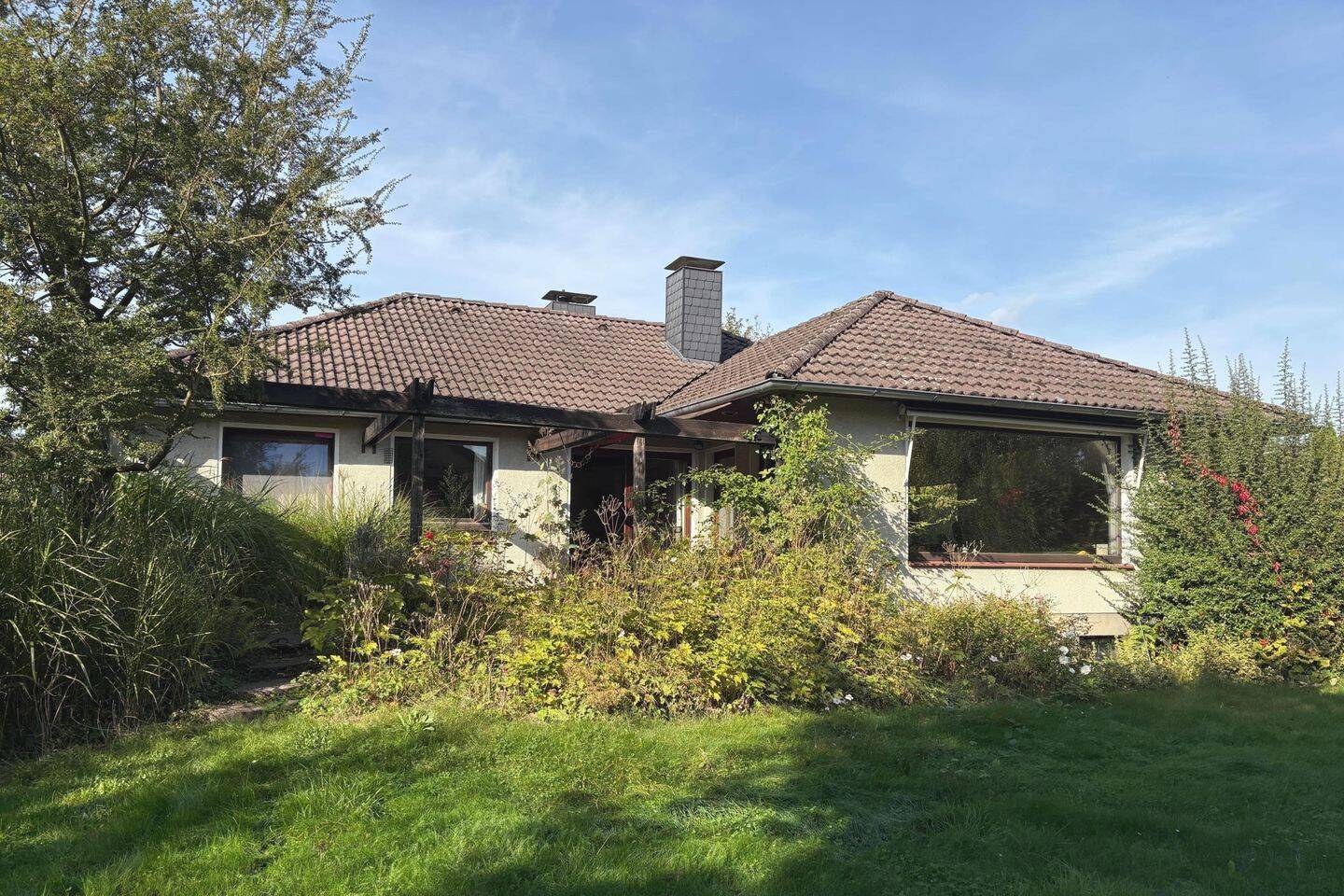 Ein Zuhause mit Charakter – Bungalow mit großzügigem Garten, 32657 Lemgo