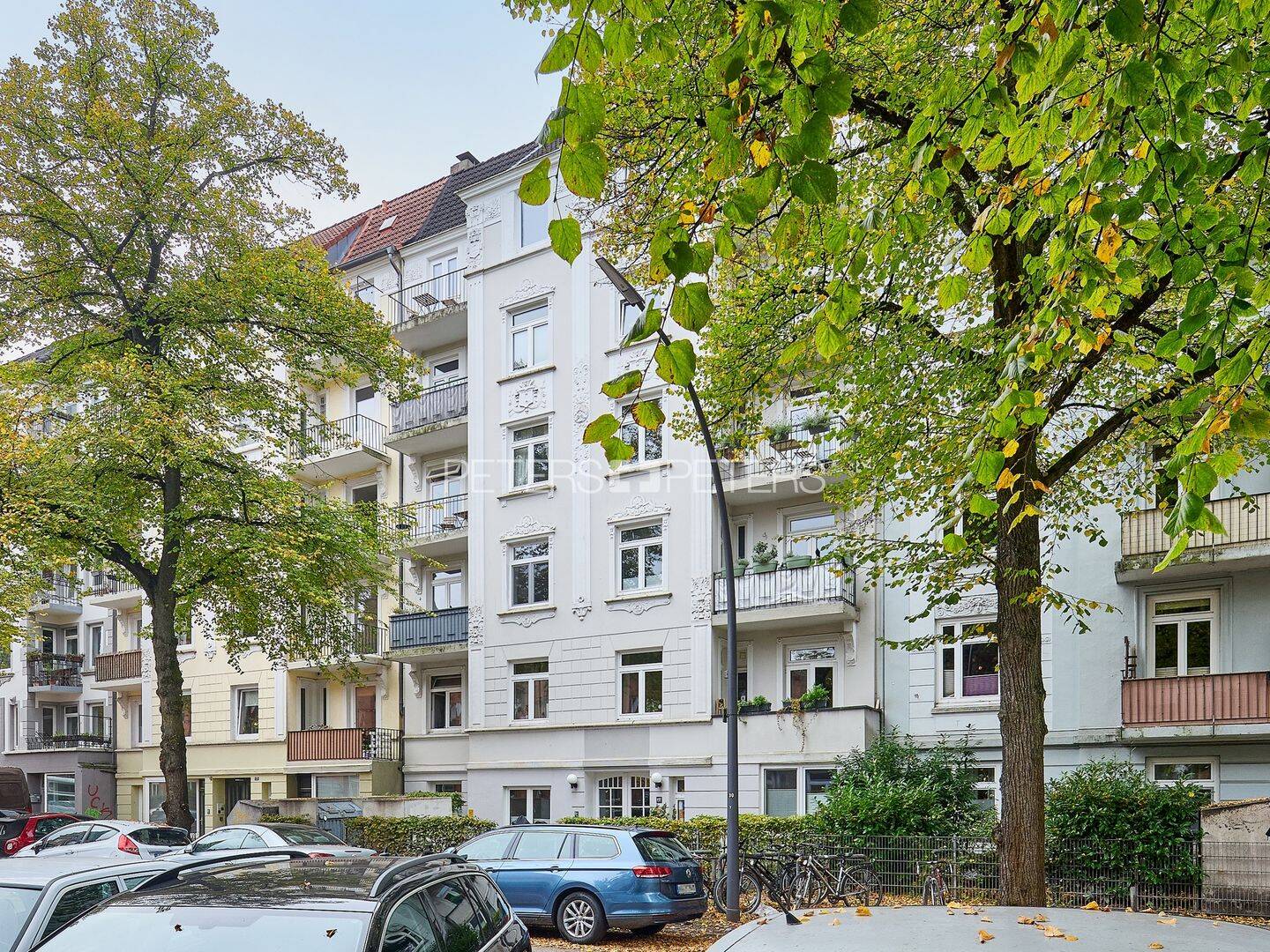Saniertes Altbau-Juwel im Komponistenviertel: 2 Zimmer mit Südwest-Balkon, 22083 Hamburg (Hamburg-Nord Barmbek-Süd)