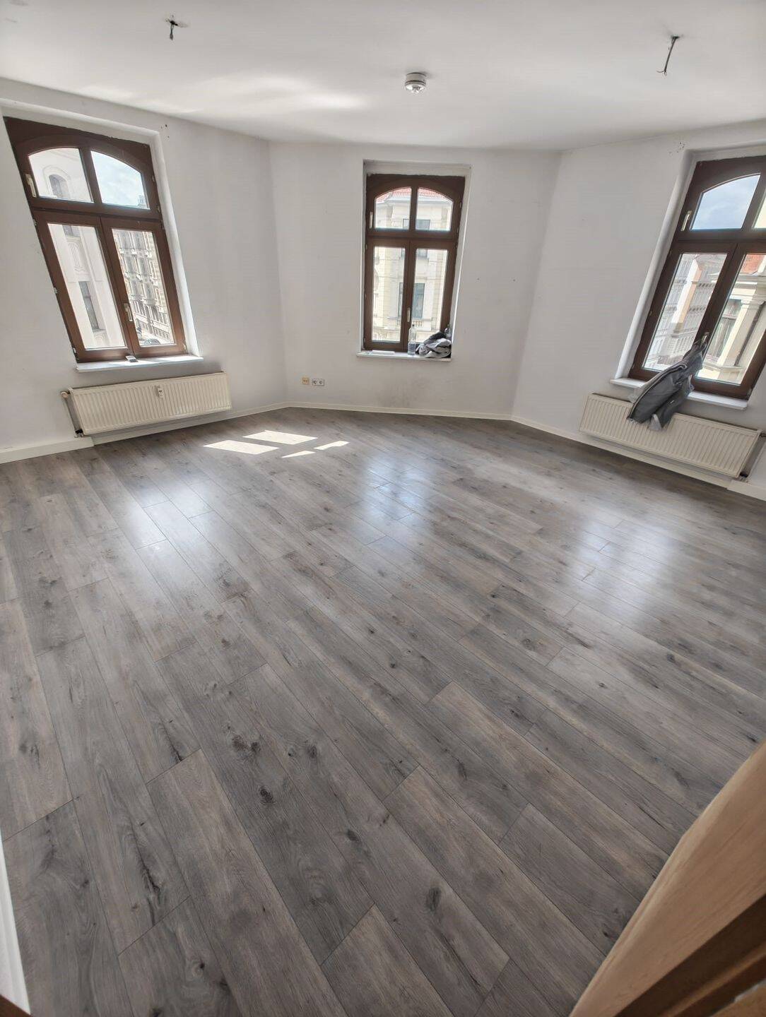 Leipzig Oststraße – 2 Raumwohnung mit Wannenbad, in zentrale Lage, 4317 Leipzig (Neustadt-Neuschönefeld Reudnitz-Thonberg Zentrum-Ost)