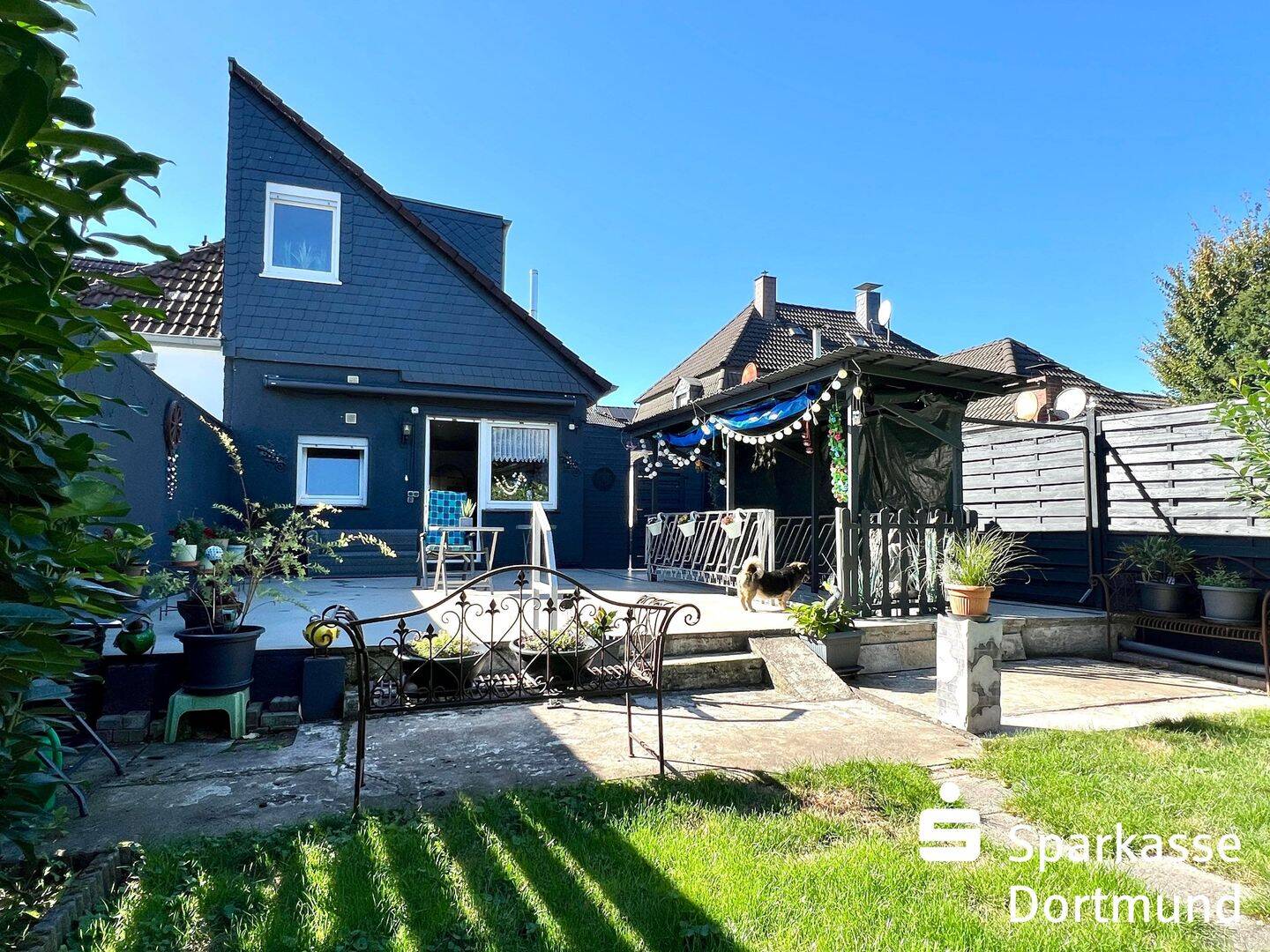Stilvolles Doppelhaus in Dortmund-Husen, 44319 Dortmund (Asseln Husen Kurl Neuasseln Wickede)