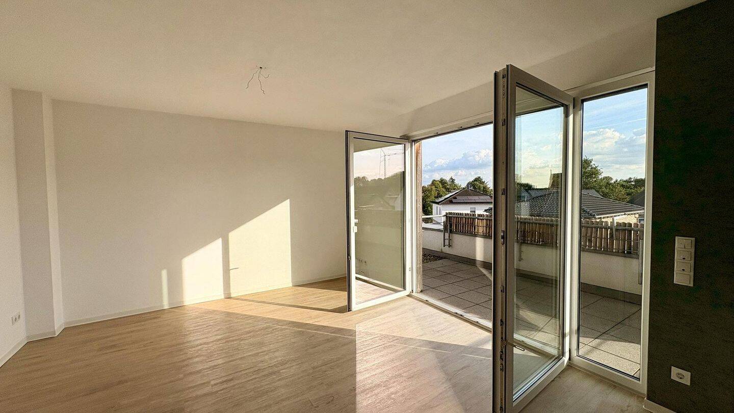 Traumhafte 2 ½ Zimmer Wohnung mit Süd-West-Dachterrasse im grünen Schermbeck, 46514 Schermbeck
