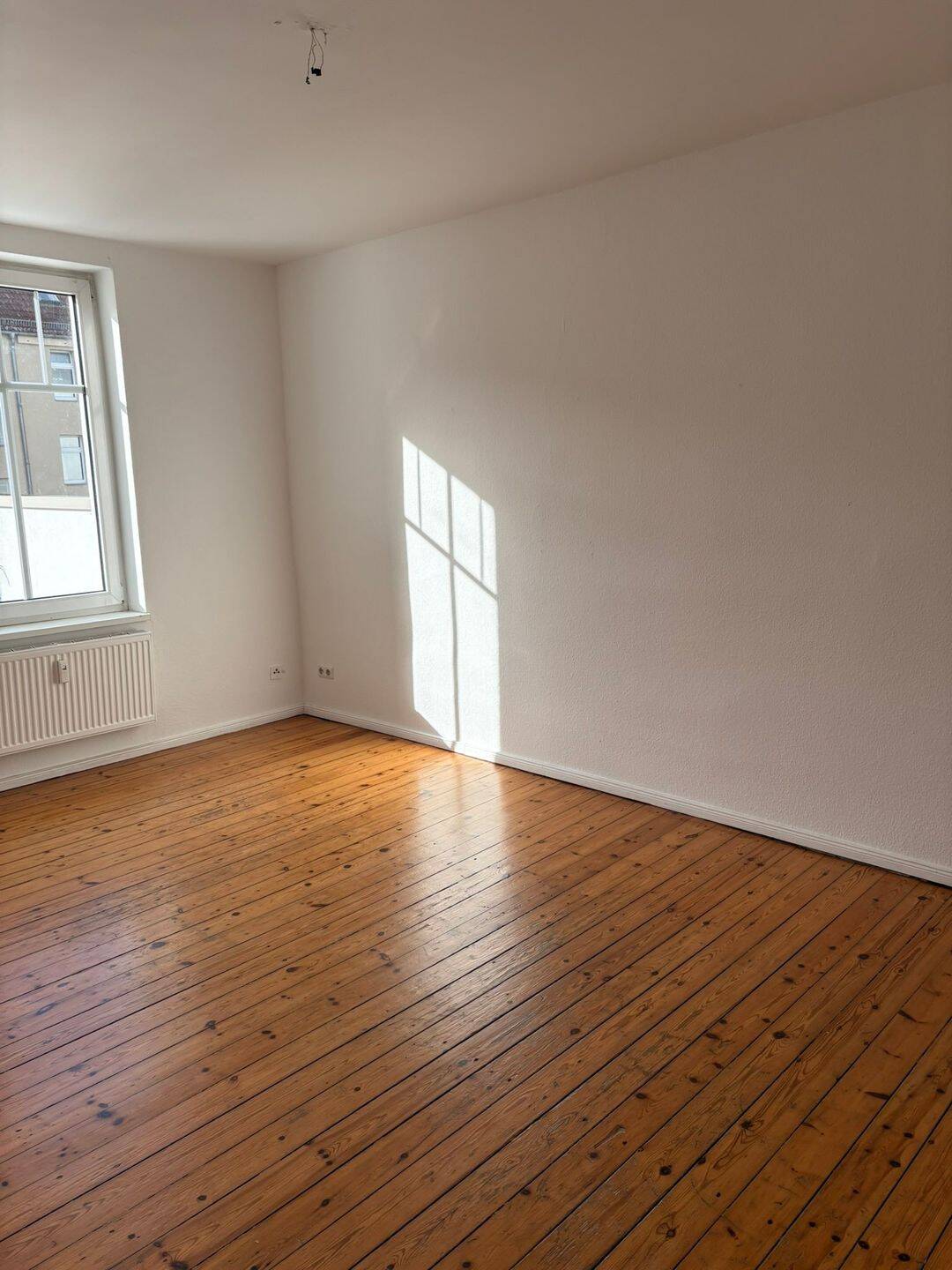 Lichtdurchflutete 2-Zi.-Wohnung in ruhiger, bevorzugter Wohnlage Köpenicks, 12555 Berlin (Treptow-Köpenick Köpenick)