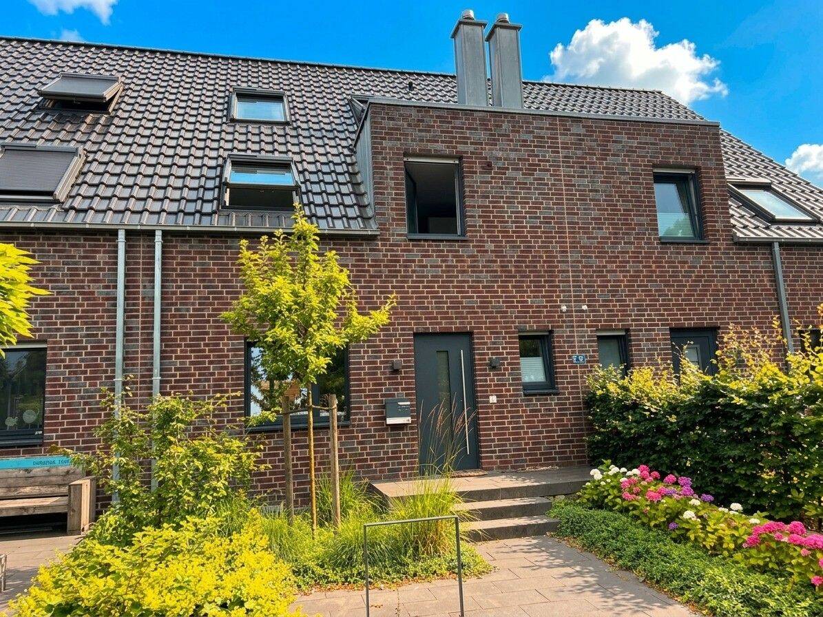 Viel Raum für das Familienleben: KfW-55-Haus mit Südgarten in Münster-Roxel!, 48161 Münster (Gievenbeck Nienberge Roxel Sentrup Sprakel)