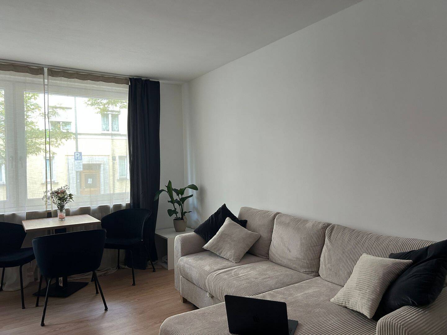 Modern Studio Schwabing – WiFi & Workspace – 20.10.-17.11., 80796 München (Schwabing-West)