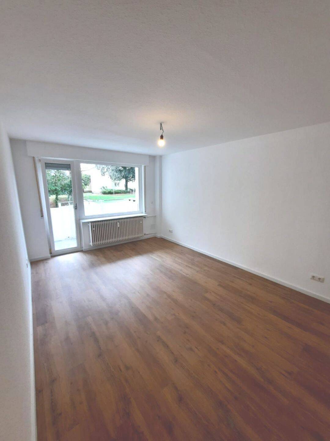 Helle 3-Zimmer-Wohnung mit Balkon in Kaiserslautern, 67663 Kaiserslautern (Innenstadt)