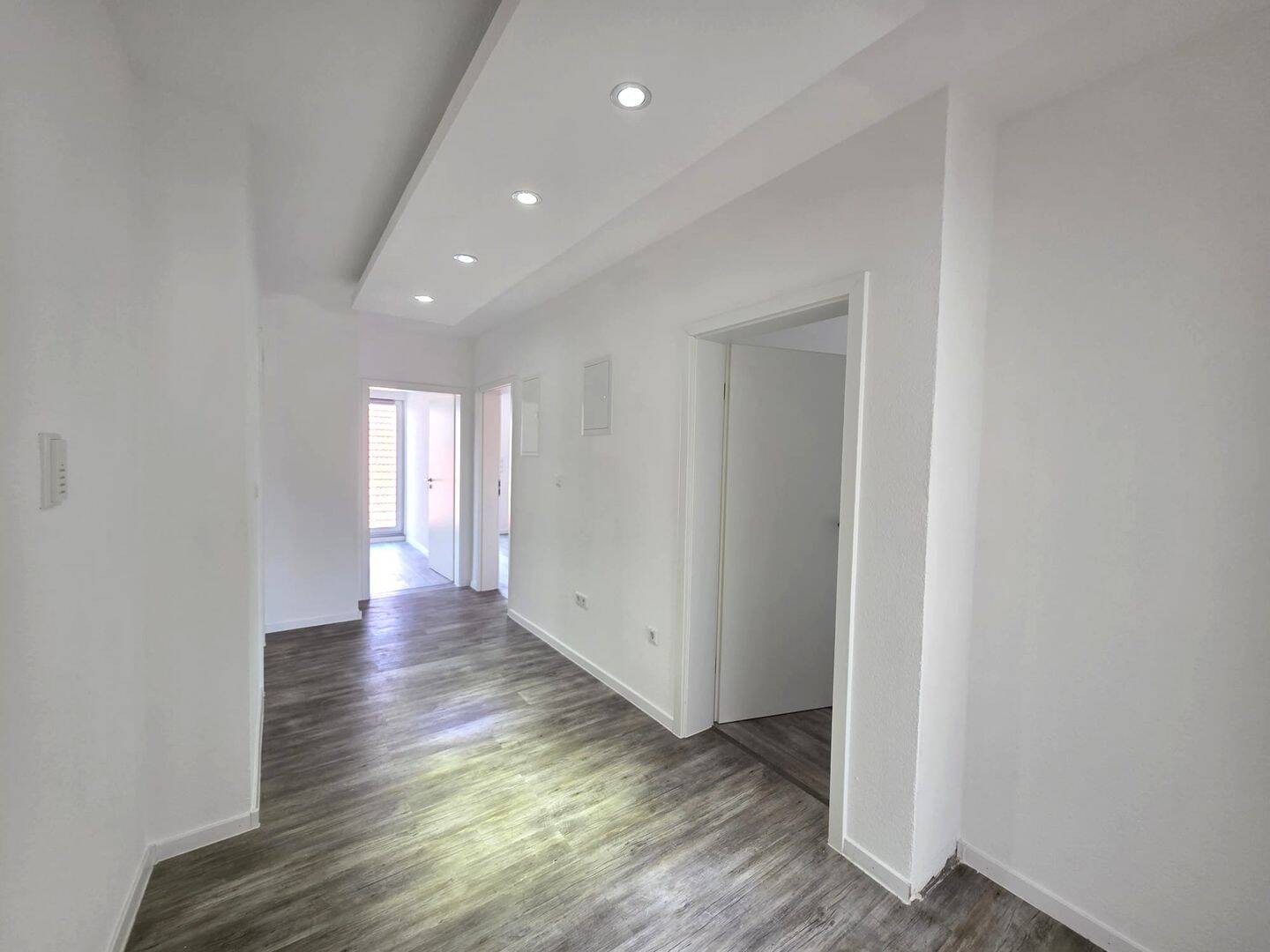 Schöne, renovierte, zentrale, große Wohnung, 73614 Schorndorf