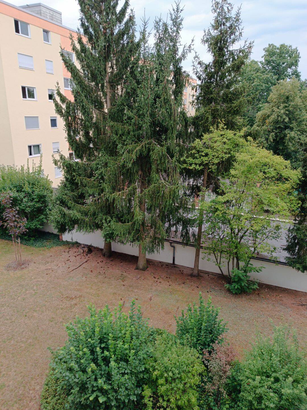 Eine schöne renovierte Wohnung in beliebtester Lage in Erlangen/ Sieglitzhof, 91054 Erlangen (Burgberg Erlangen-Nord Erlangen-Ost Innenstadt Sieglitzhof)