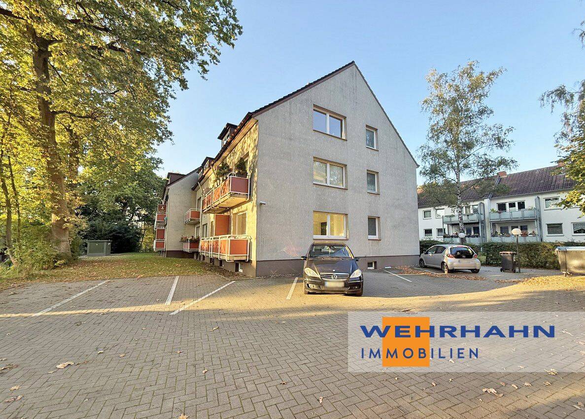 Renovierungsbedürftige 2-Zimmer-Wohnung in toller Lage, 22926 Ahrensburg