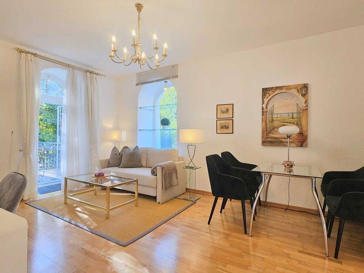 2-Zimmer Wohnung mit Süd-Ost-Balkon zum Park in München – Sendling, 81369 München (Sendling Sendling-Westpark Thalk. Obersendl.-Forsten-Fürstenr.-Solln)