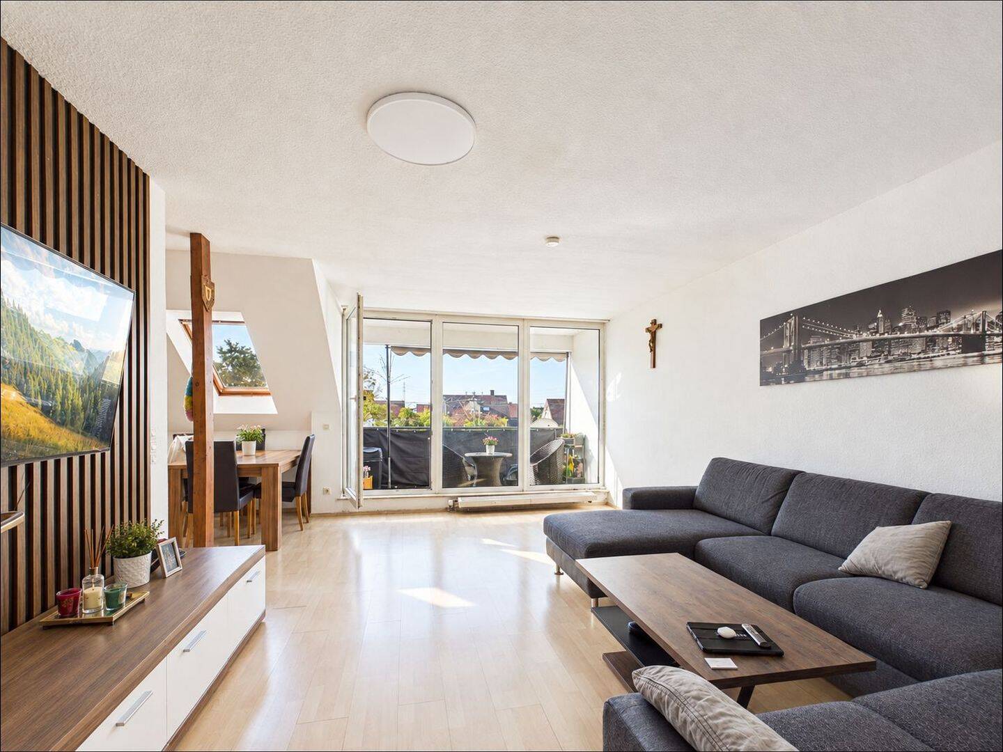 Vermietete 3-Zimmerwohnung mit sonniger Loggia in Mainaschaff, 63814 Mainaschaff