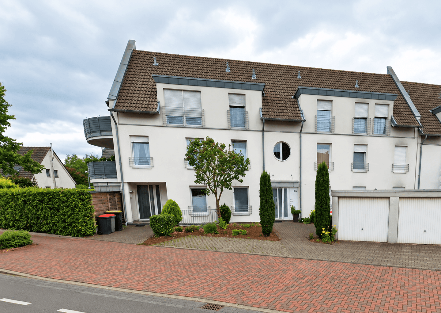 3-Zimmer-Wohnung mit Balkon, 2 Schlafzimmern und Garage in Dinslaken, 46539 Dinslaken