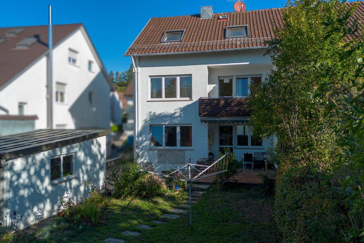 Tolles Haus für zwei Generationen mit großem Garten im Herzen von Tamm, 71732 Tamm