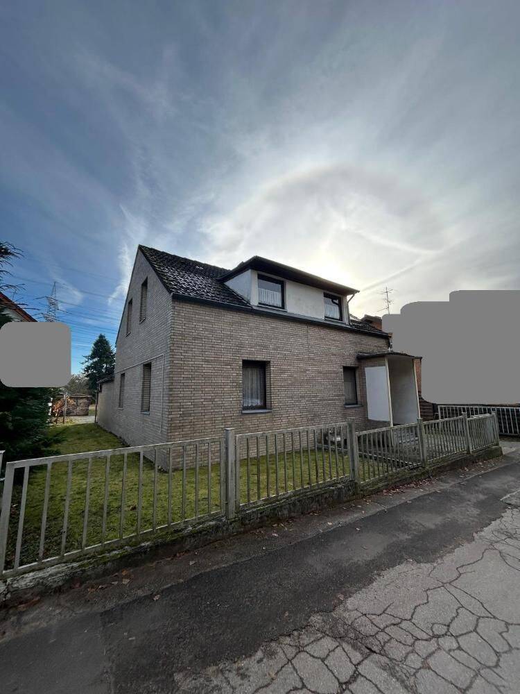 Objekt-Nr.: 113-1-25 – Großes Baugrundstück mit Einfamilienhaus, 3 Garagen und Schuppen in traumhafter Lage in Hilden (Schönholz), 40724 Hilden