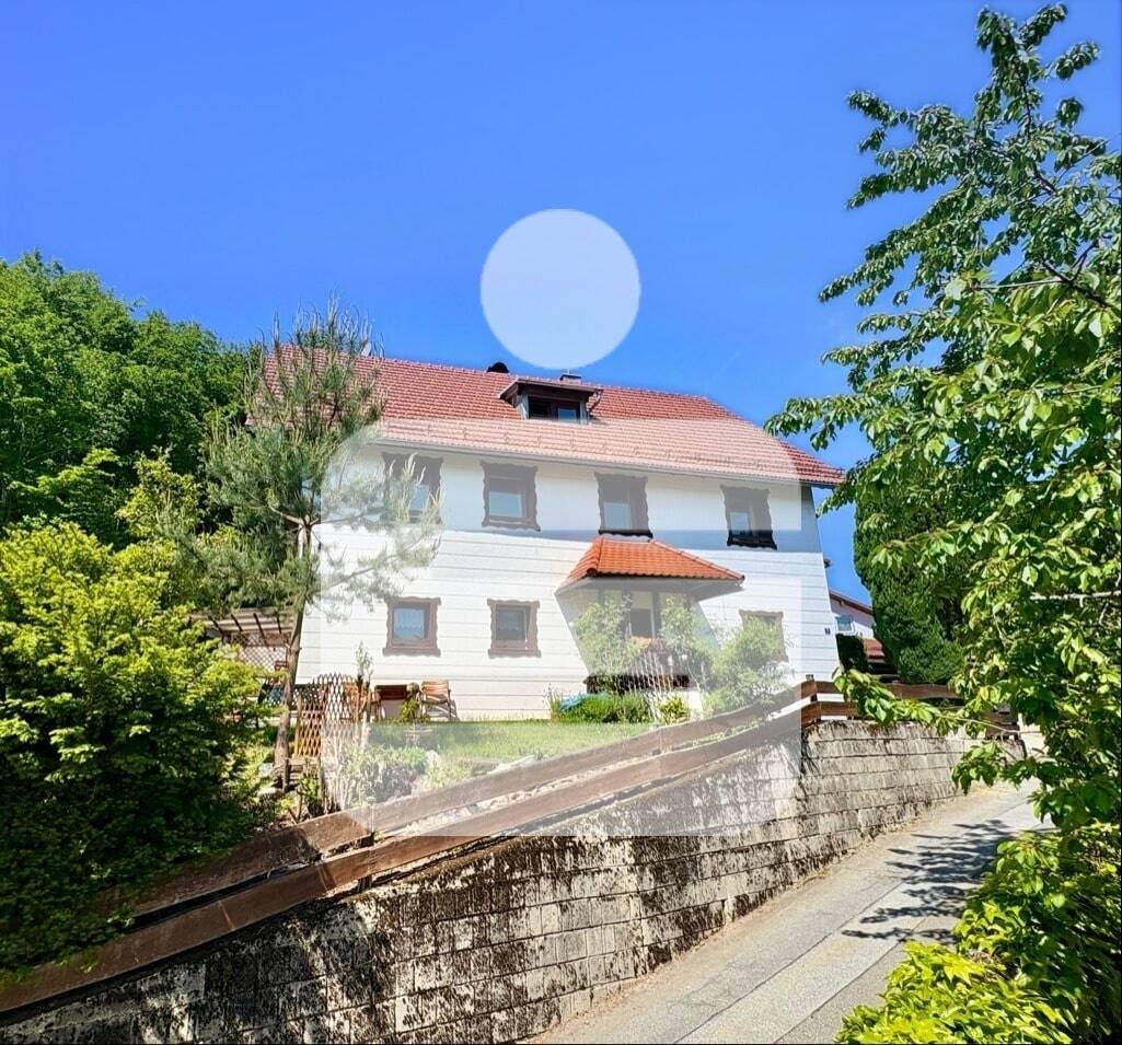 Rustikale Dachgeschosswohnung mit Charme – 2,5 Zimmer in der Nähe von Tittling!, 94163 Saldenburg