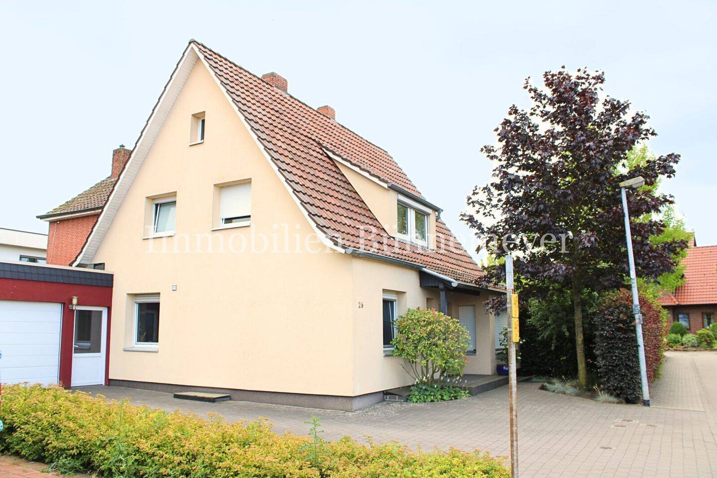 Familienfreundliches Einfamilienhaus mit großzügigem Grundstück und idyllischer Garten-Oase, 49413 Dinklage
