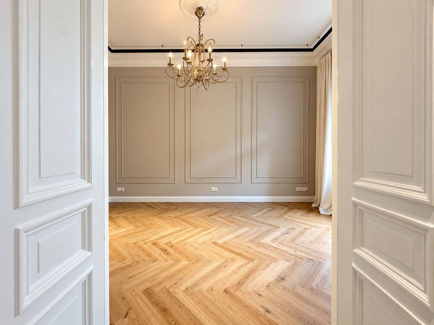 Altbau-Juwel – luxuriös kernsaniert, bezugsfrei & mit exklusiver Ausstattung, 12159 Berlin (Tempelhof-Schöneberg Friedenau Schöneberg)