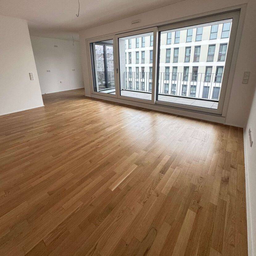 Eckwohnung mit Südloggia & bodentiefen Fenstern – bezugsfertig in Frankfurt, 60489 Frankfurt am Main (Rödelheim)