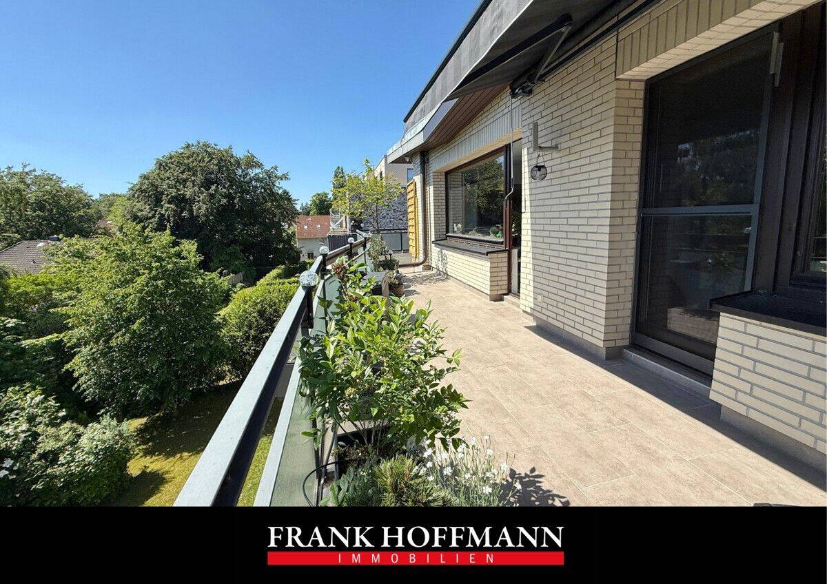 Saniertes Penthouse mit 100m² Dachterrasse und Tiefgarage in Hamburg-Rahlstedt, 22143 Hamburg (Wandsbek Rahlstedt)