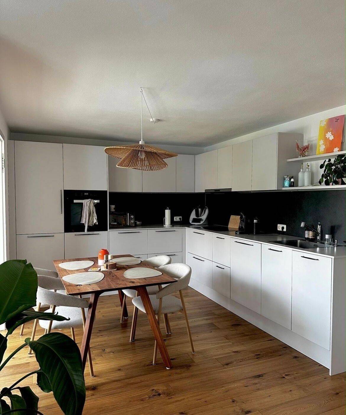 Schöne 2,5-Zimmer-Wohnung am Öxinger Platz in Grafing, 85567 Grafing b. München
