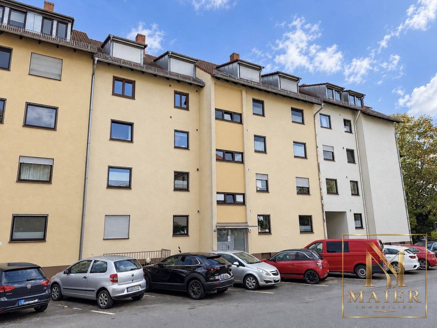 Der Berg ruft – moderne Eigentumswohnung mit Terrasse und Garagenstellplatz in Bestlage, 91054 Erlangen (Burgberg Erlangen-Nord Erlangen-Ost Innenstadt Sieglitzhof)