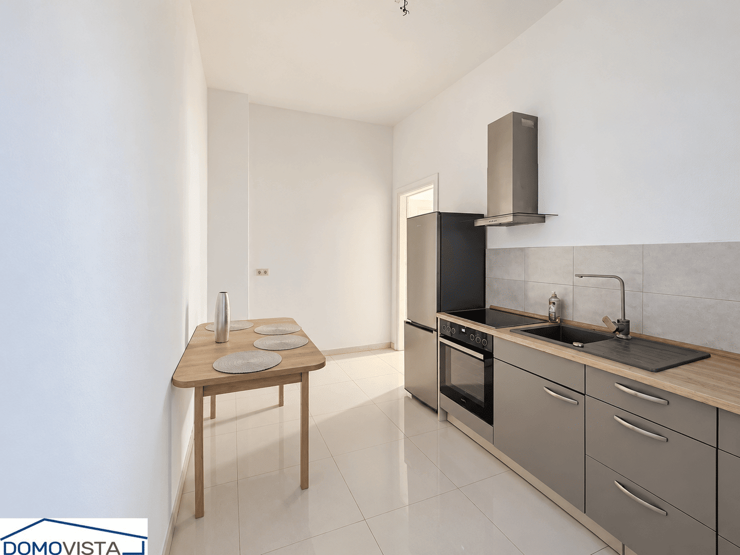 Sanierte Erdgeschosswohnung mit Einbauküche, 2826 Görlitz
