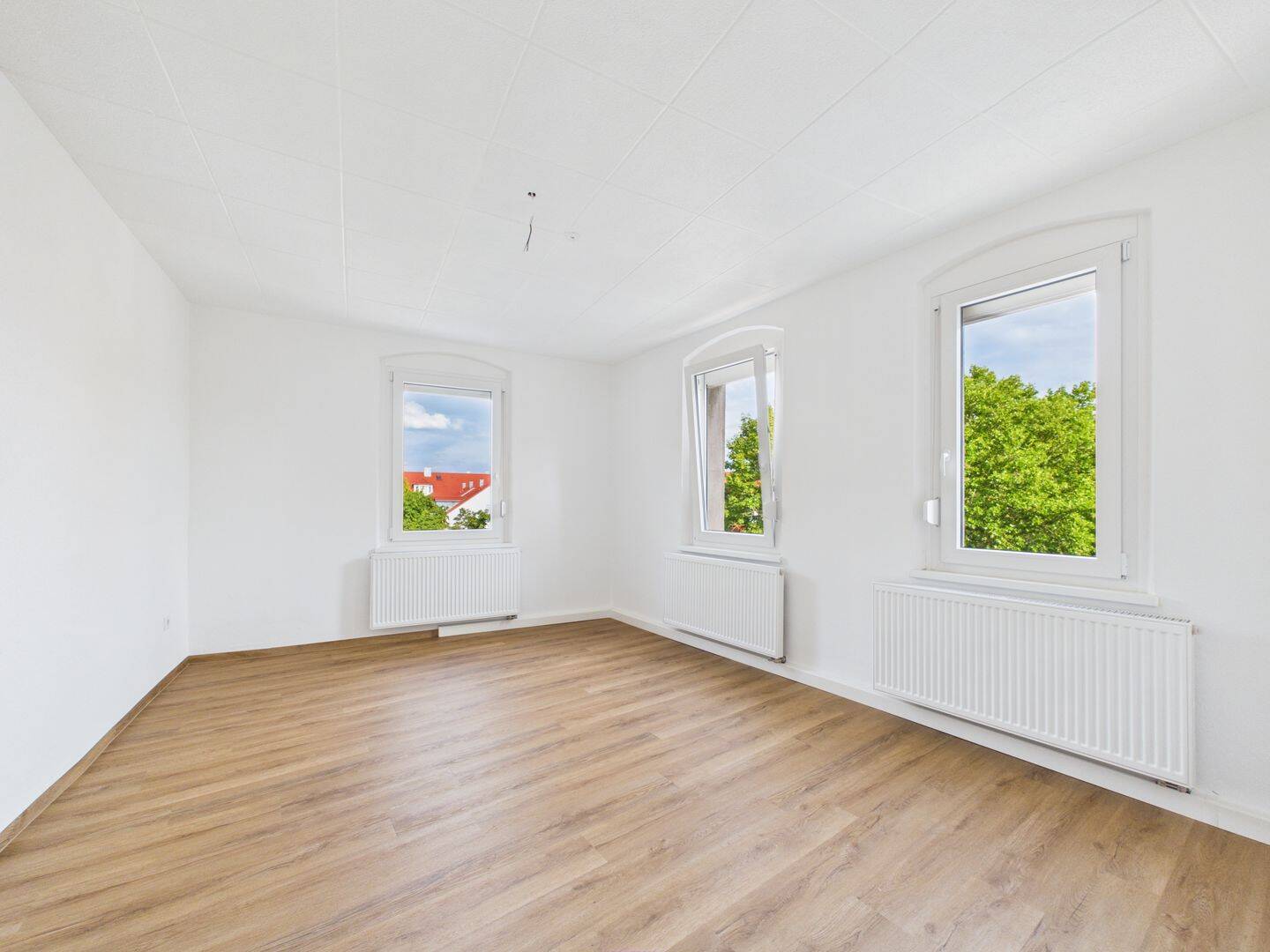 Erstbezug n. Sanierung! Traumhafte 3 Zimmer Wohnung auf 78m² in Nürnberg mit Bad neu uvm.!, 90441 Nürnberg (Gibitzenhof Sandreuth Schweinau Werderau)